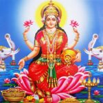 Read more about the article माँ लक्ष्मी जी की आरती (Laxmi Ji Ki Aarti)