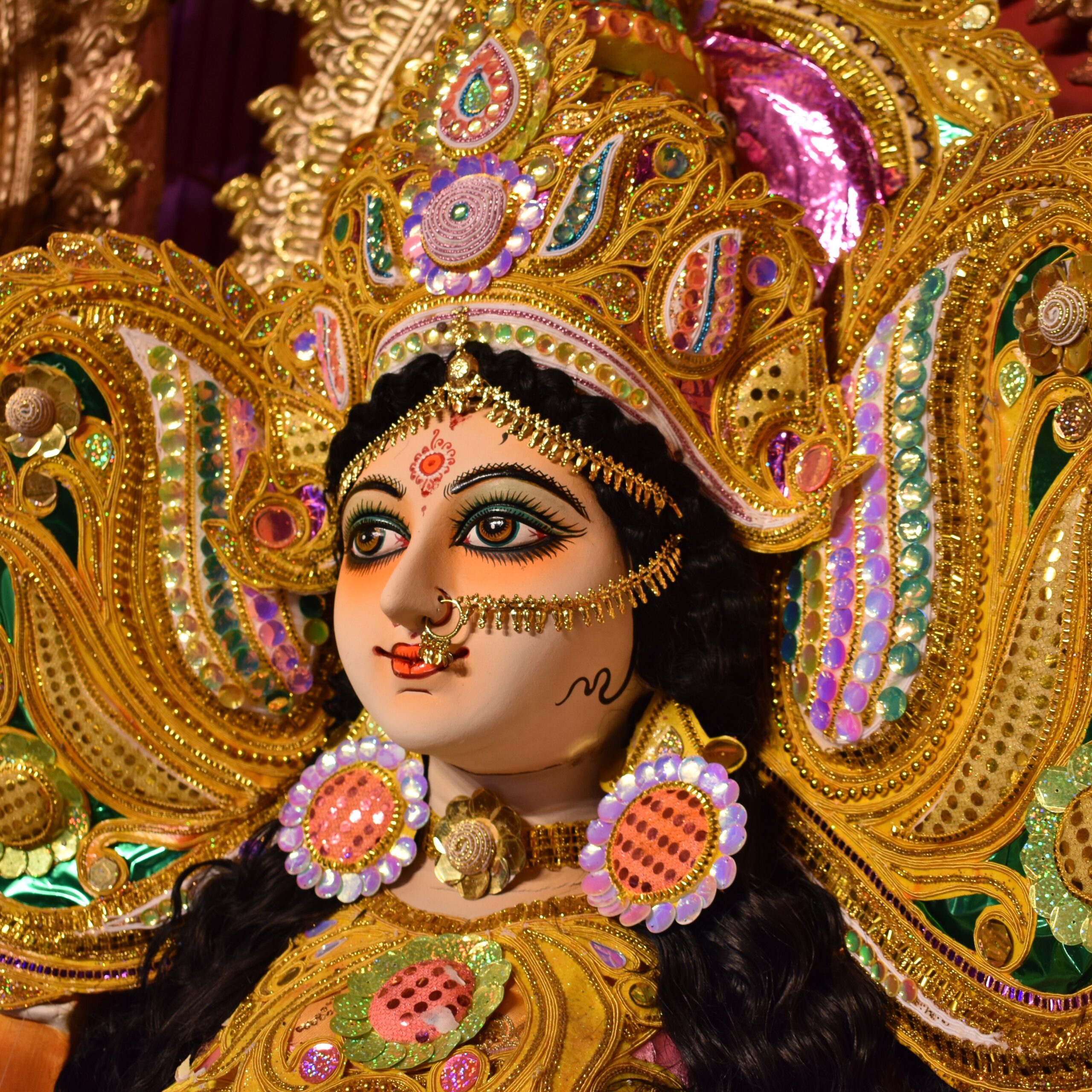 You are currently viewing अम्बे तू है जगदम्बे काली (Ambe Tu Hai Jagdambe Kali Aarti)